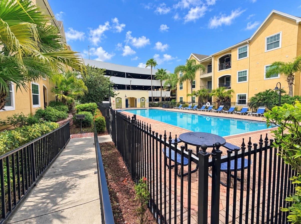 1910 E PALM AVE #8106