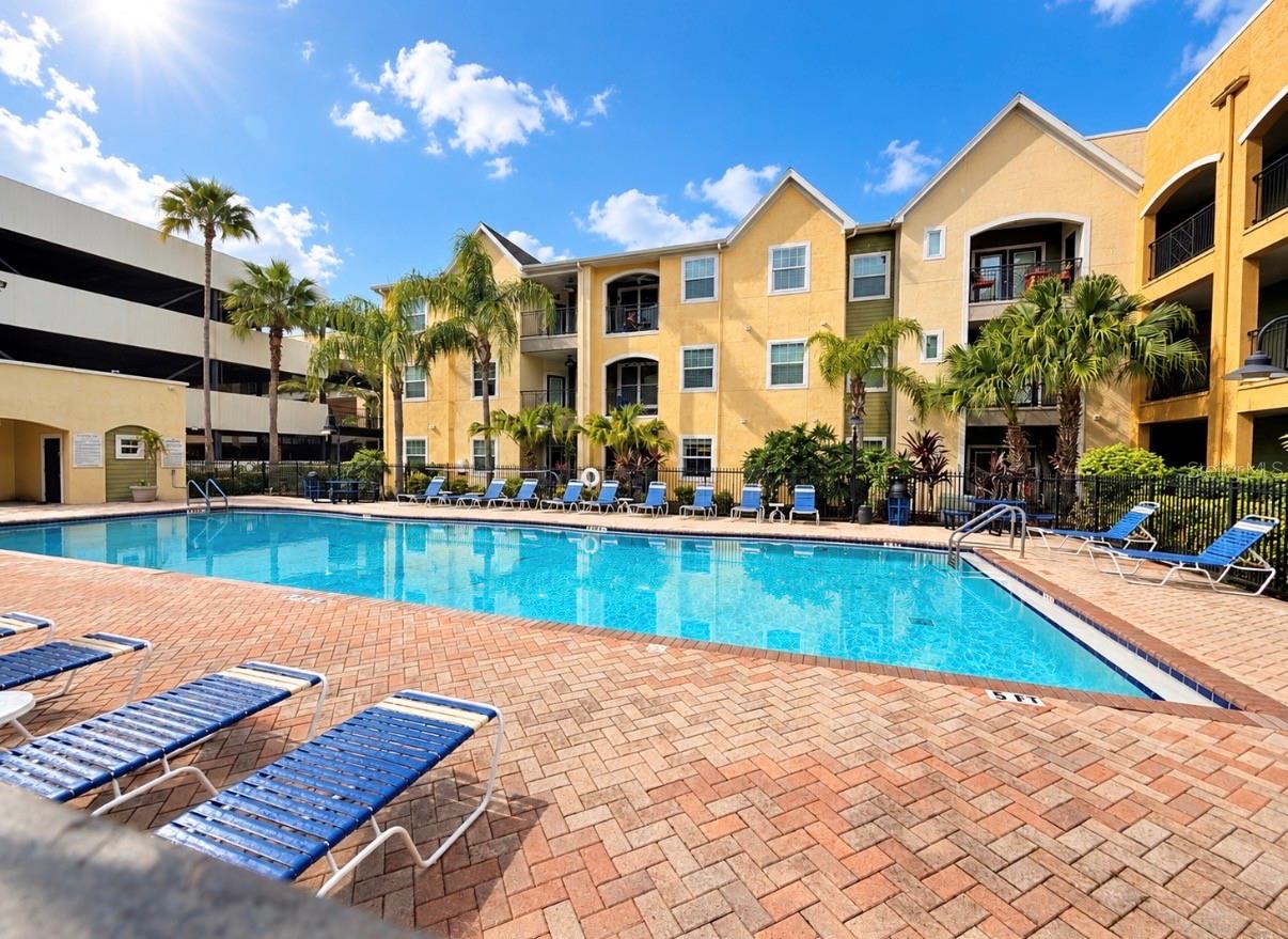 1910 E PALM AVE #8106