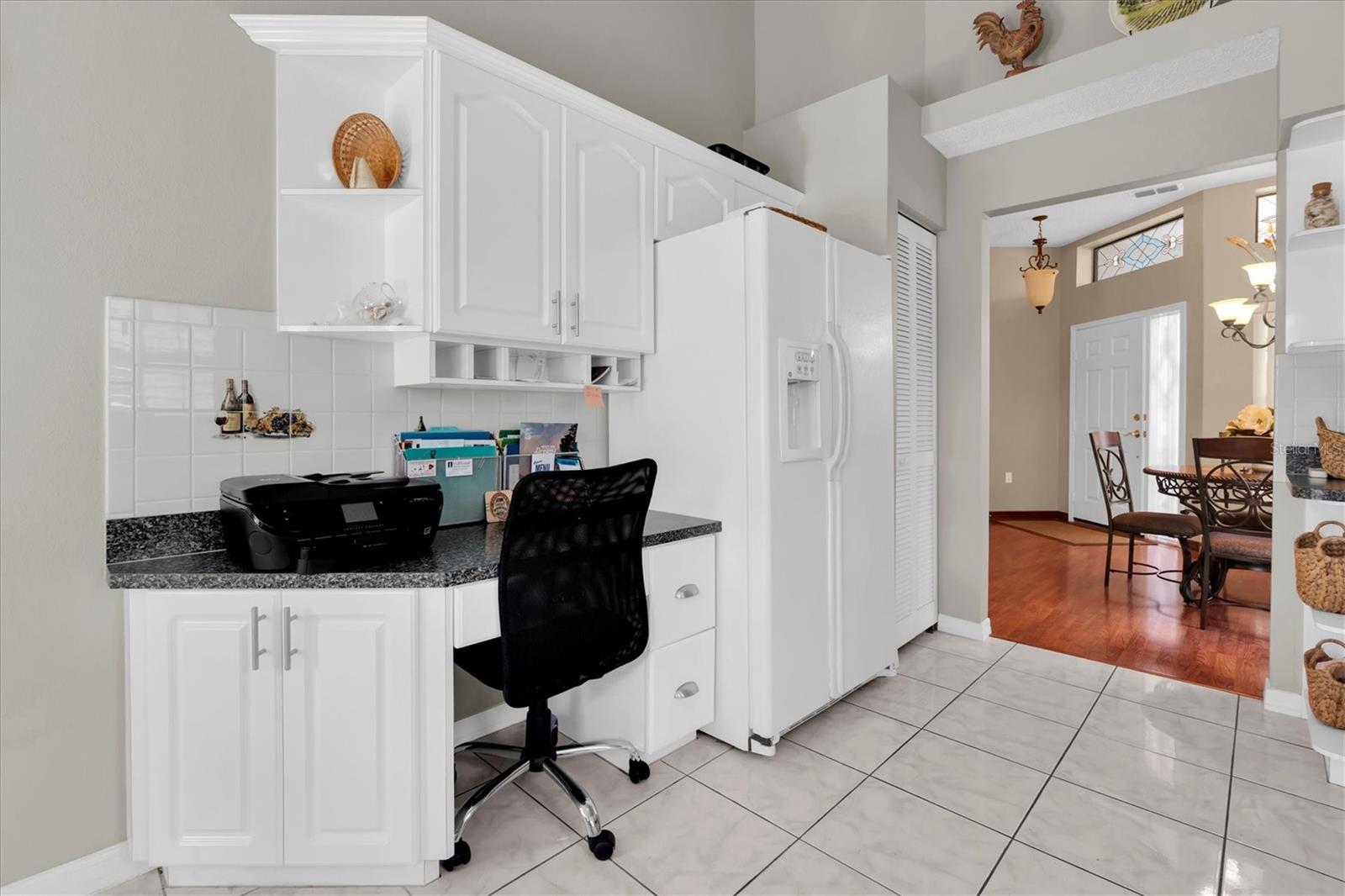 9126 BASSETT LN