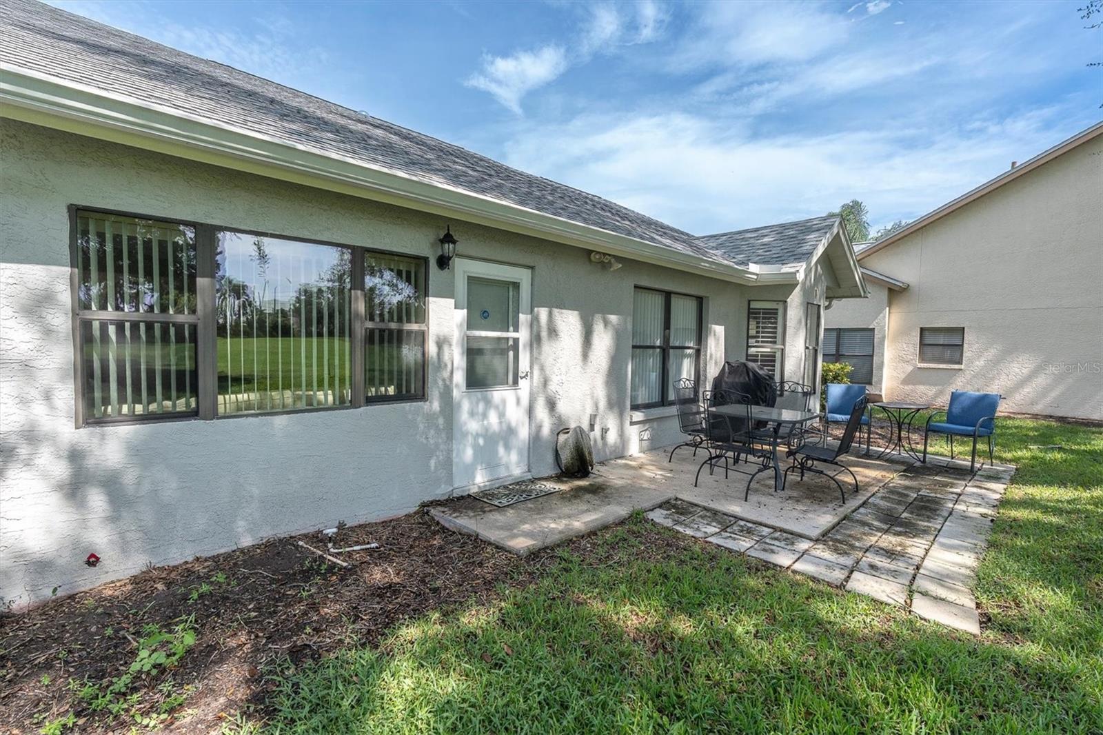 9126 BASSETT LN