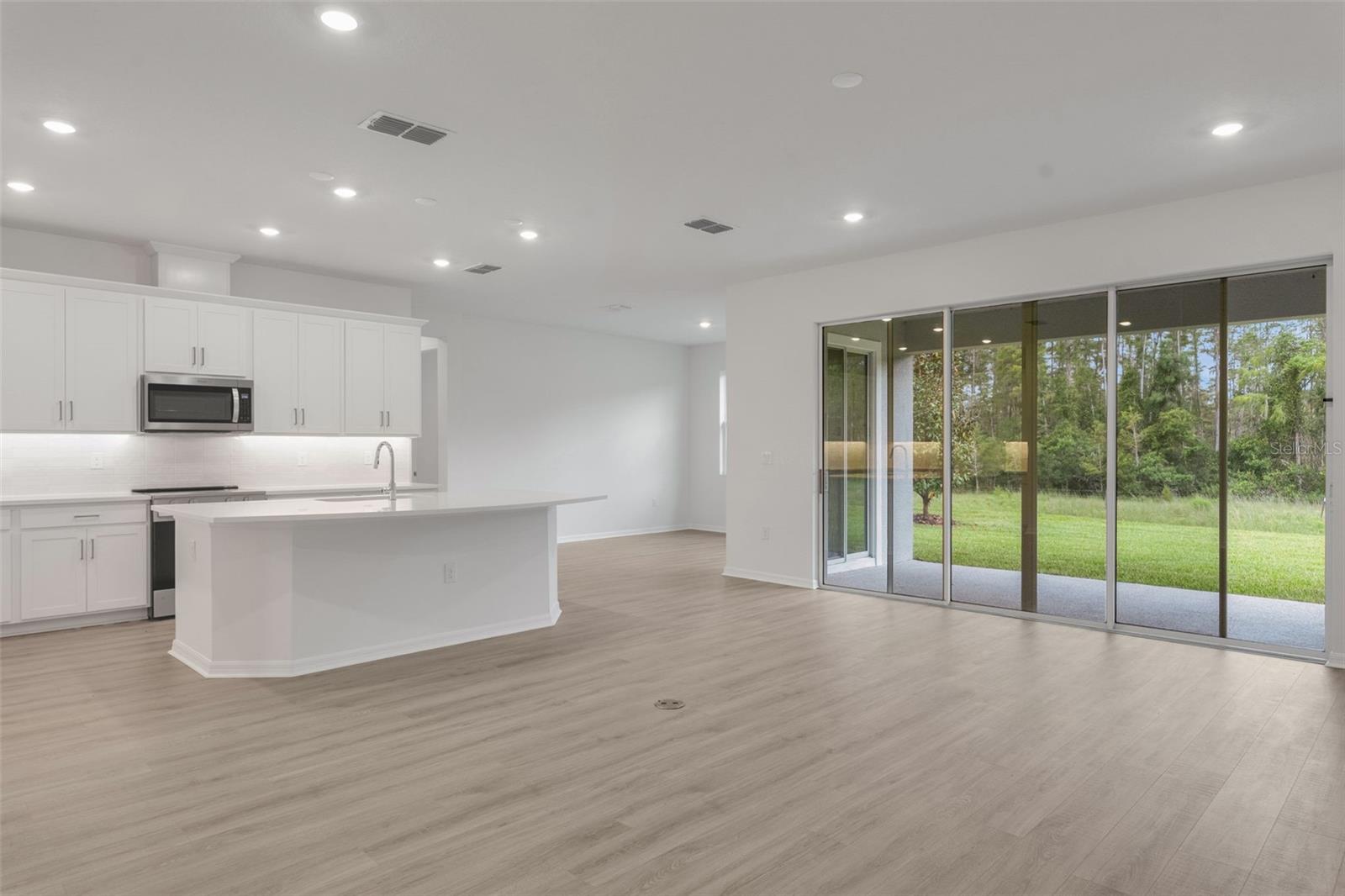 17572 VALLEYWOOD PKWY