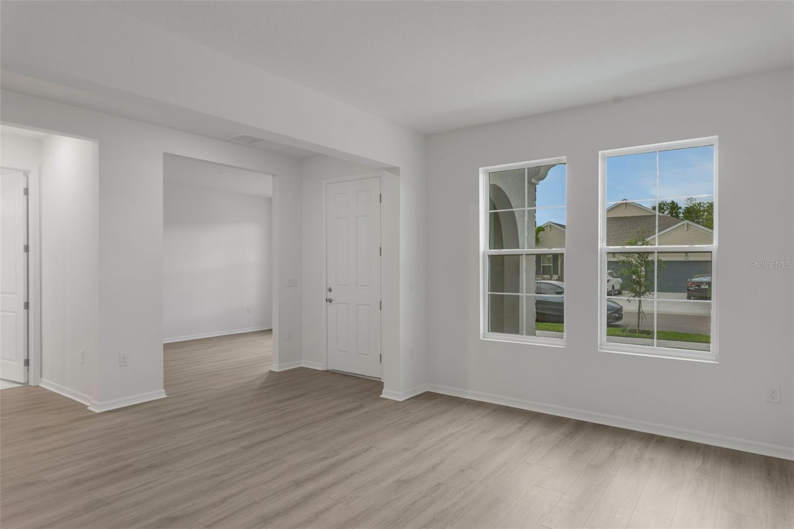 17572 VALLEYWOOD PKWY