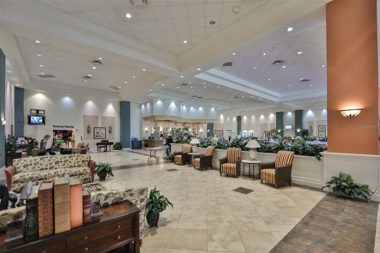 1814 FOXHUNT DR #A