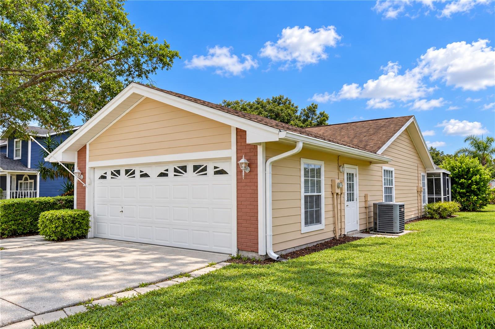 3066 ESPLANADE DR