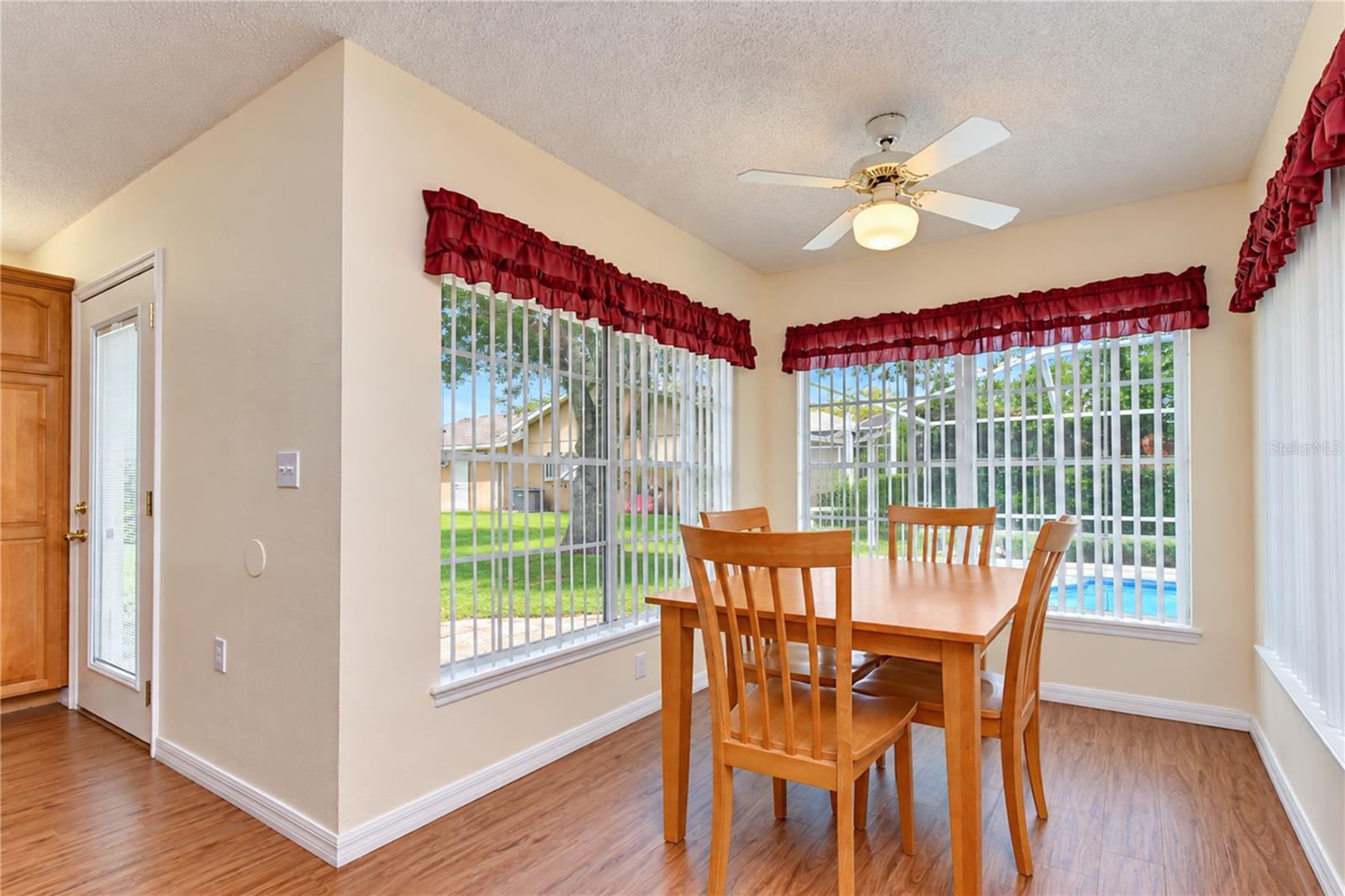 3066 ESPLANADE DR