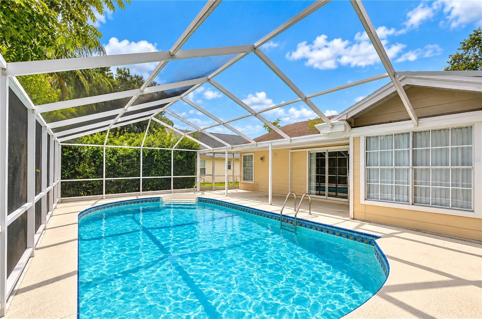 3066 ESPLANADE DR