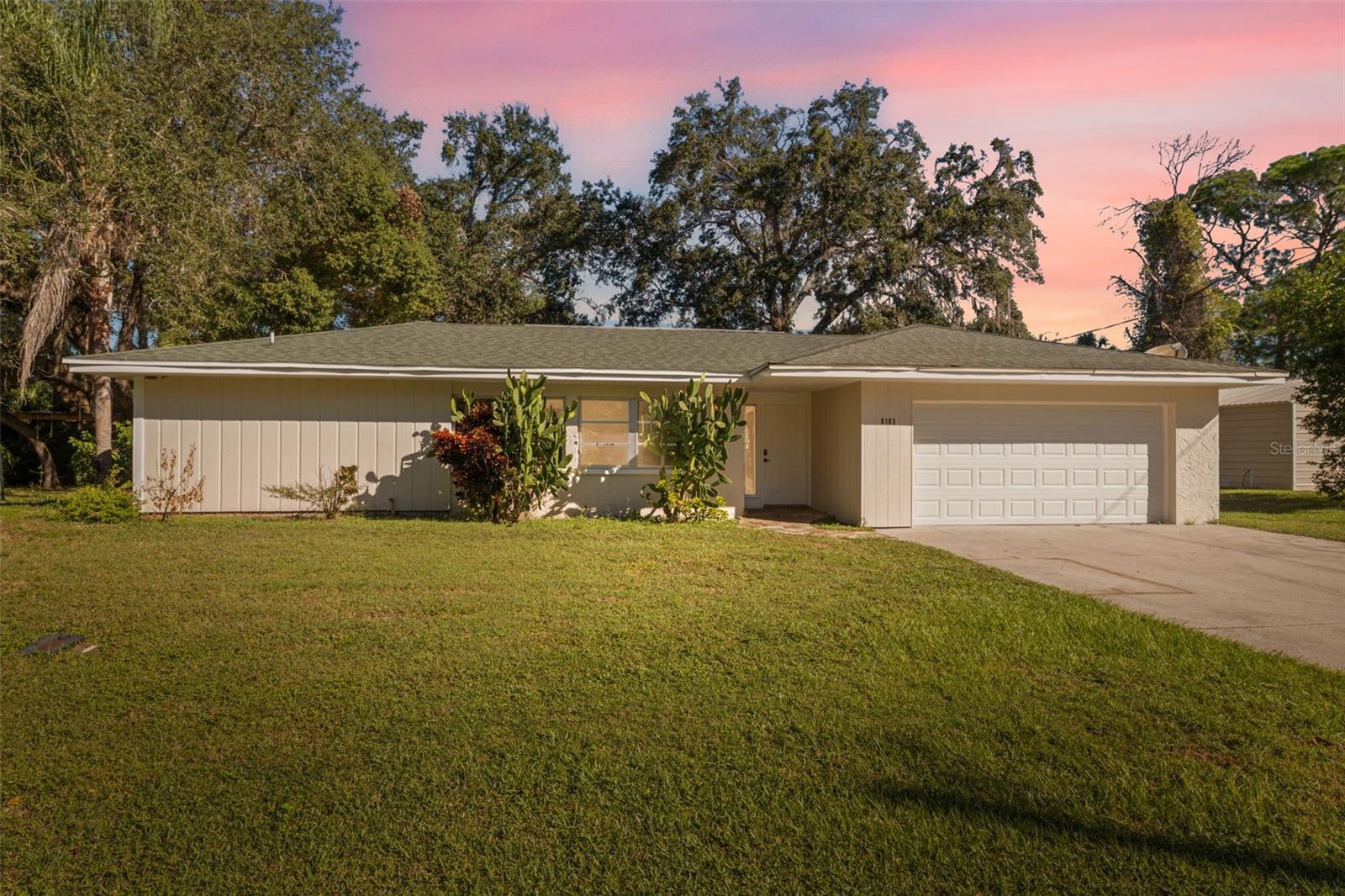 8103 GULF WAY