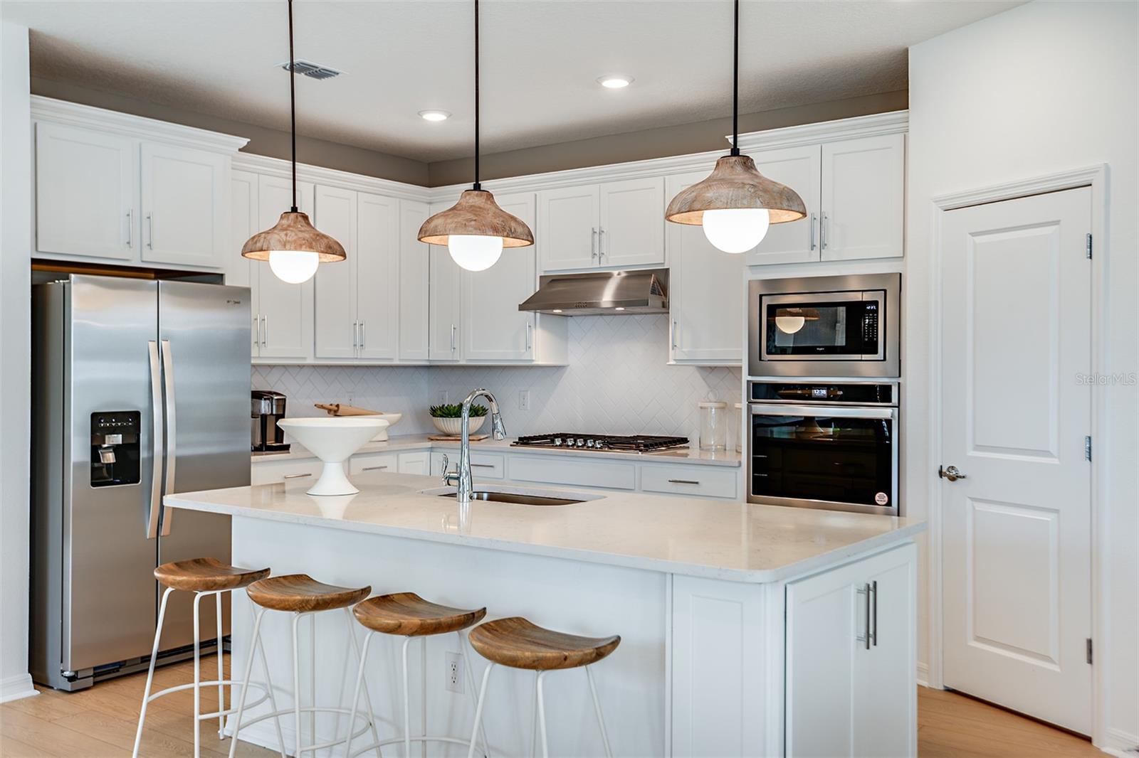 11128 SYCAMORE GLEN LOOP