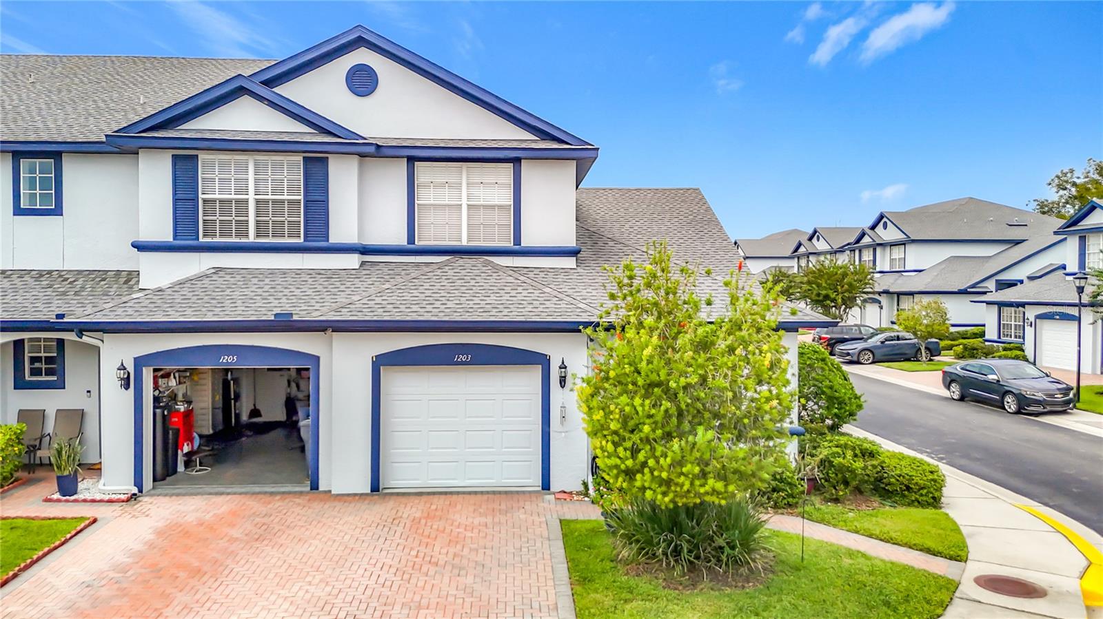 1203 SUMMERGATE DR