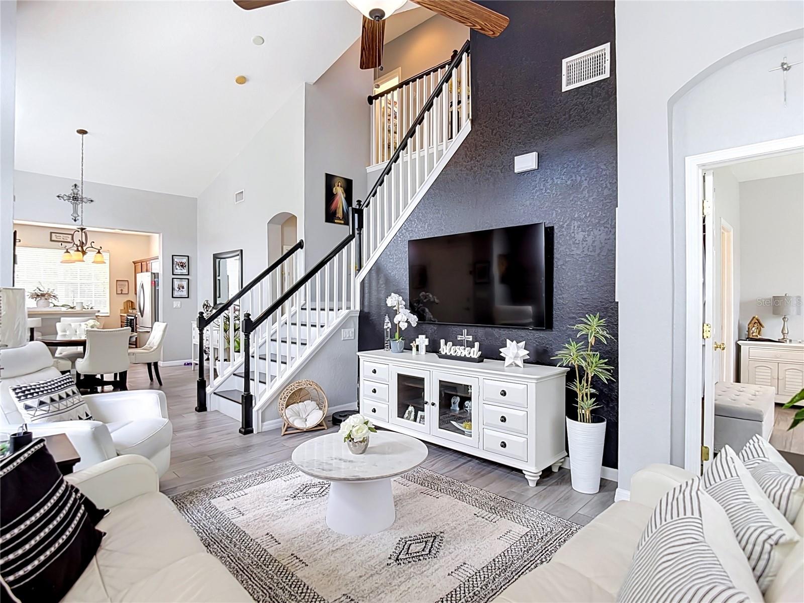 1203 SUMMERGATE DR