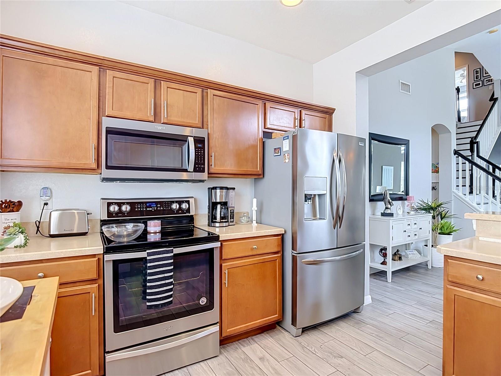 1203 SUMMERGATE DR