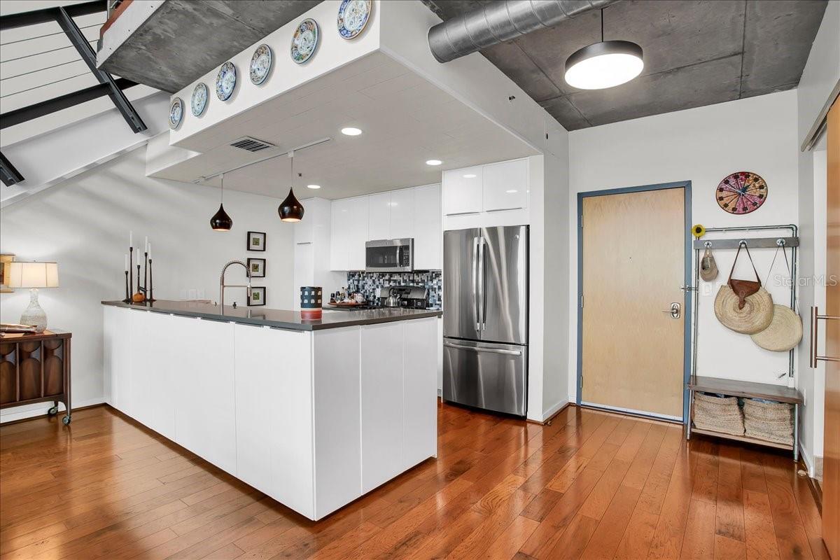 101 S 12TH ST #405