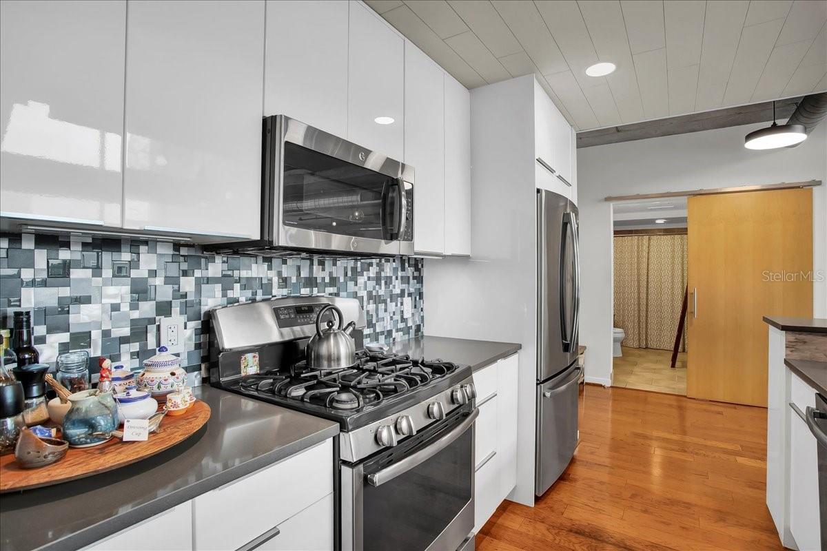 101 S 12TH ST #405