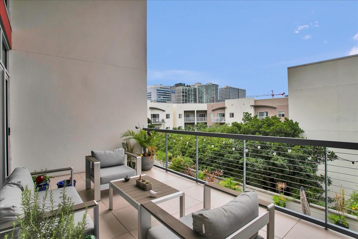 101 S 12TH ST #405