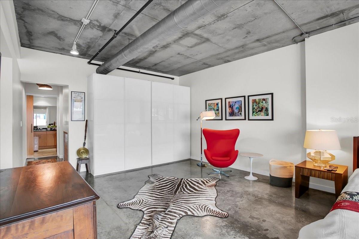 101 S 12TH ST #405