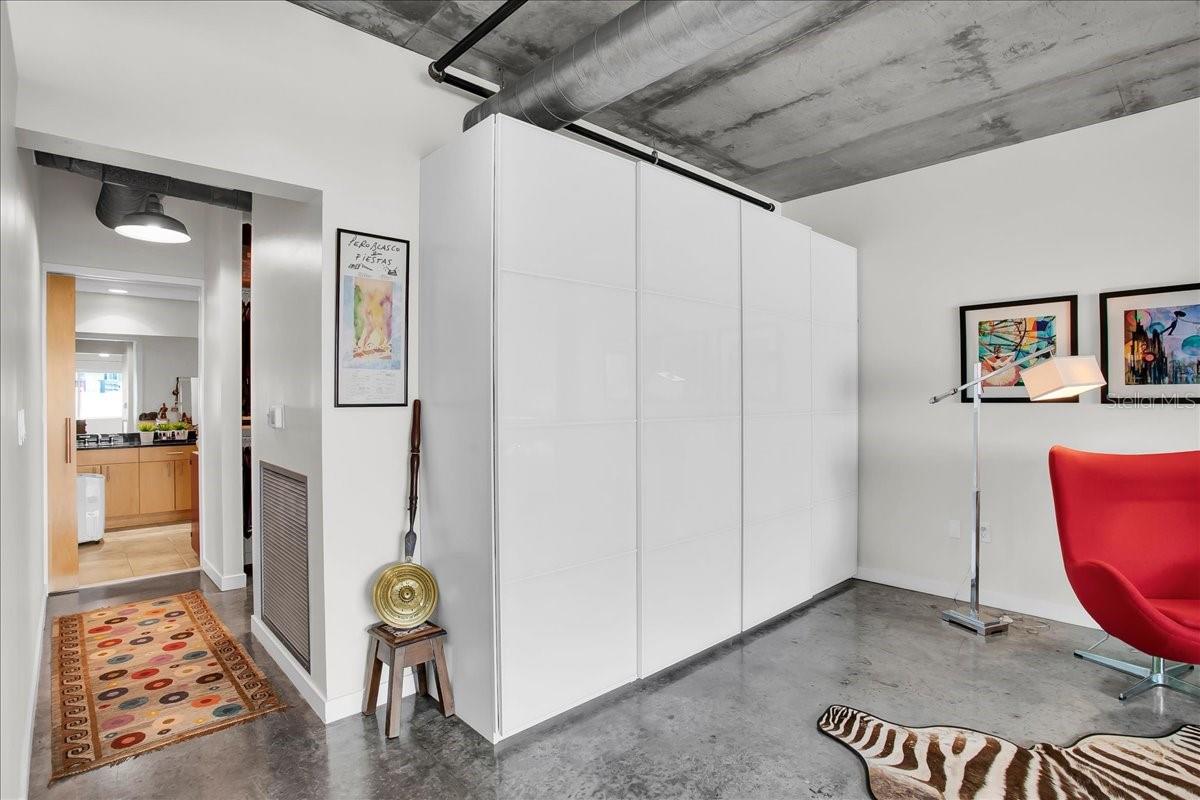 101 S 12TH ST #405