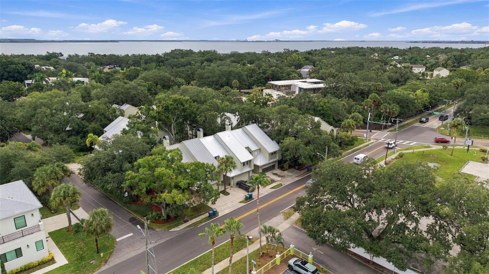 5424 BAYSHORE BLVD #12