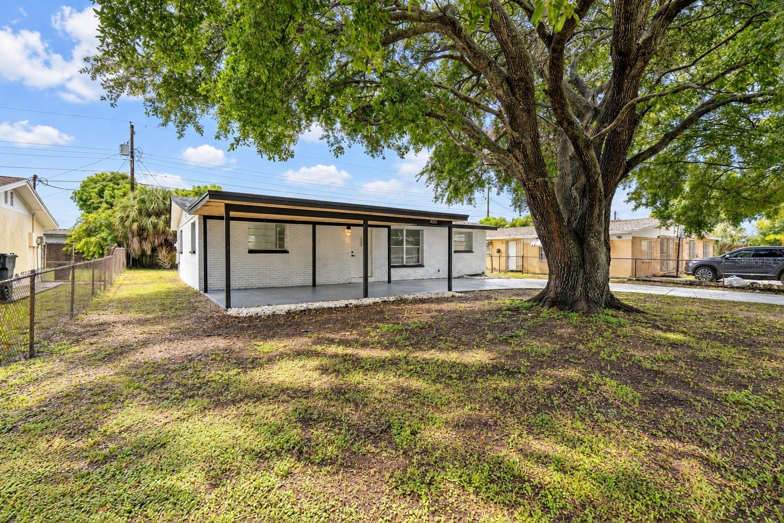 4408 W ELM ST