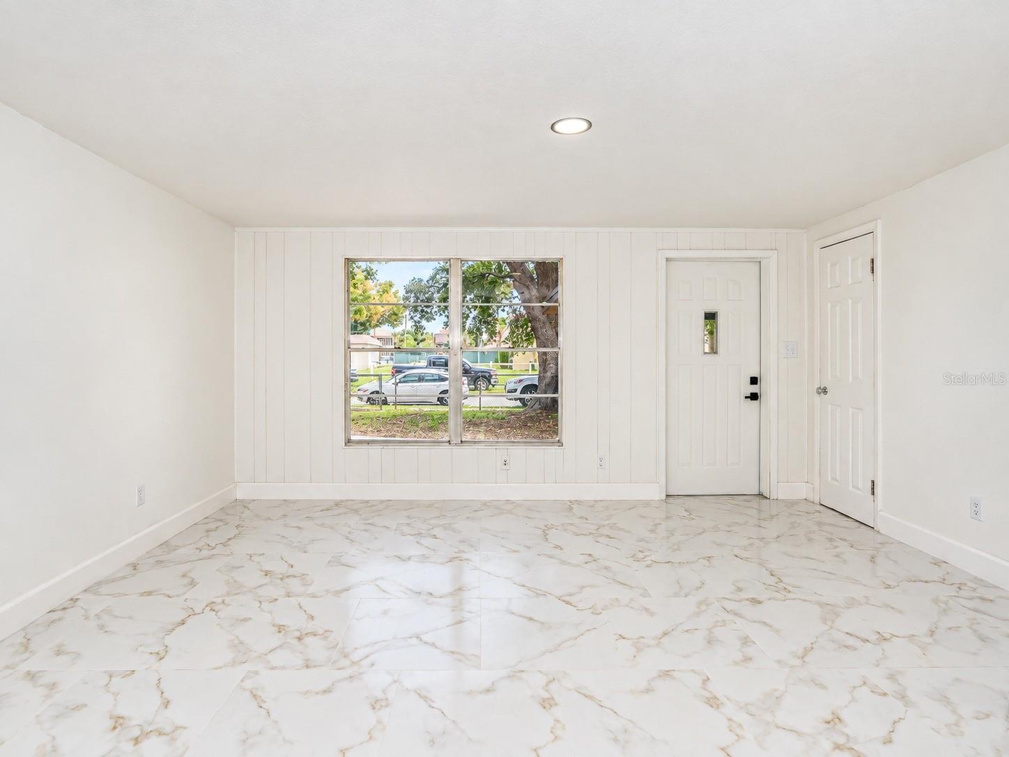 4408 W ELM ST