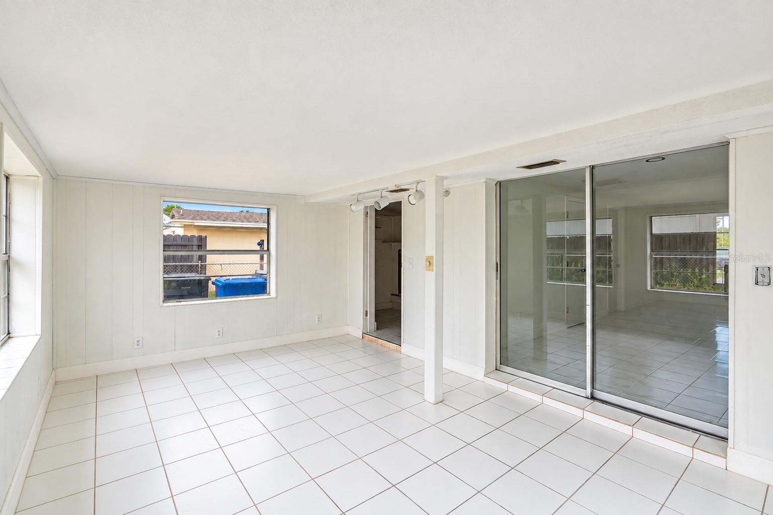 4408 W ELM ST