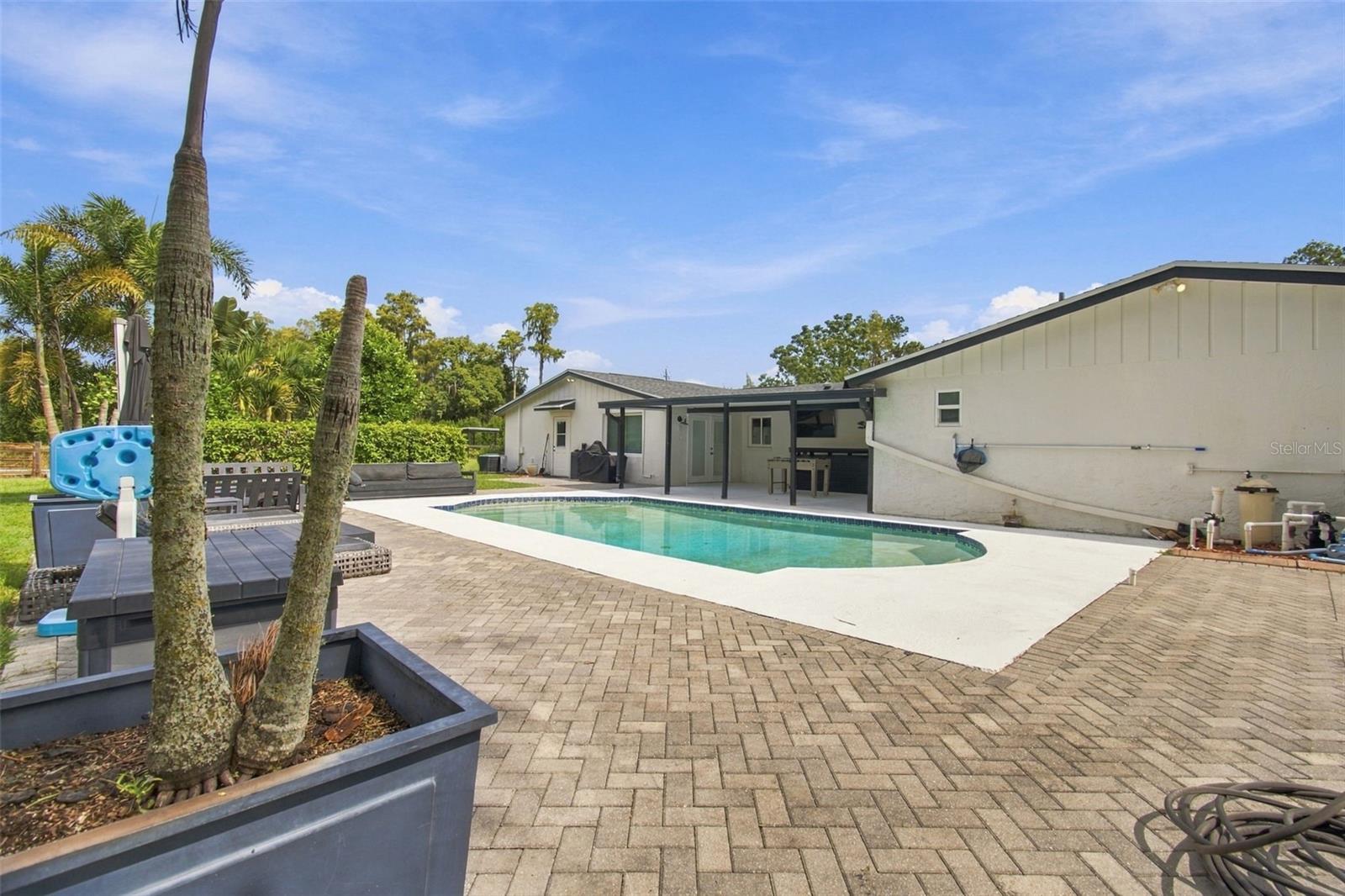 19902 GUNN HWY