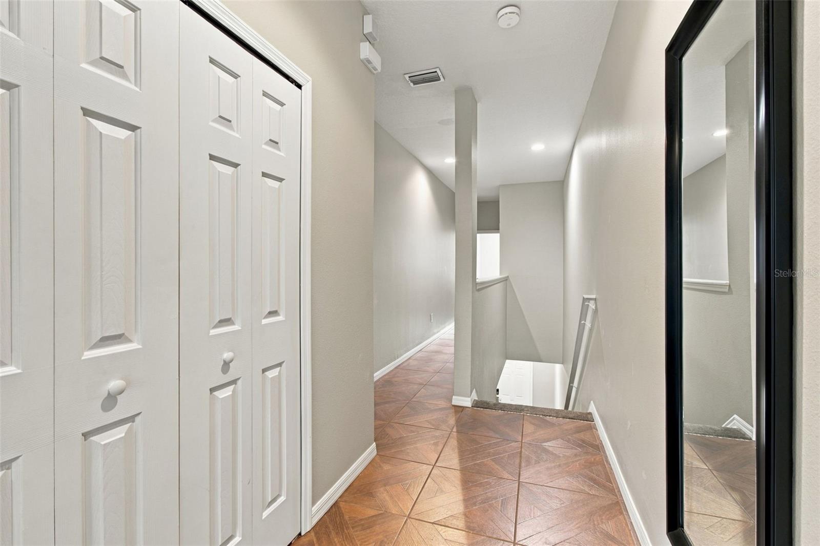 9420 GEORGIAN PARK LN #108