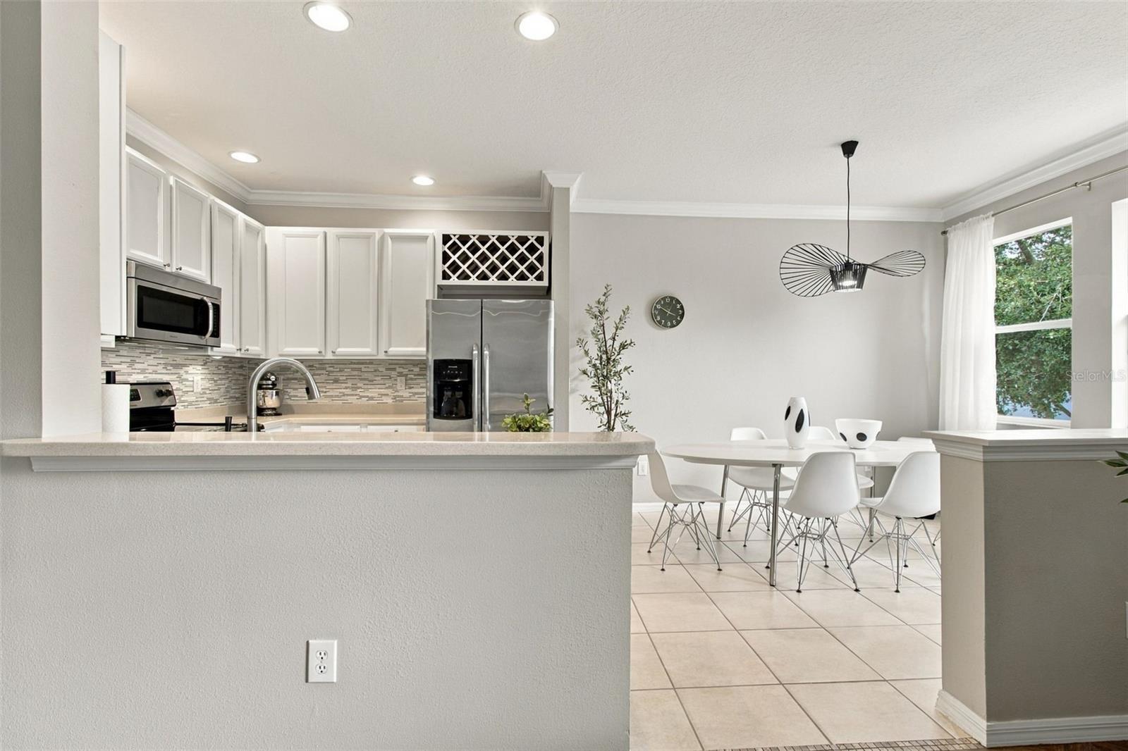 9420 GEORGIAN PARK LN #108