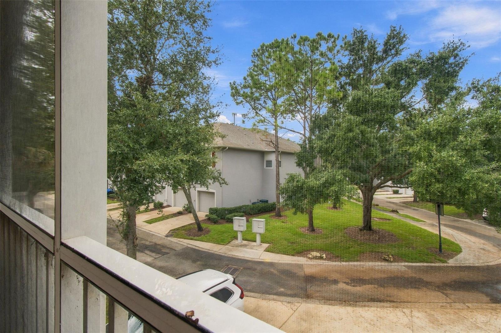 9420 GEORGIAN PARK LN #108