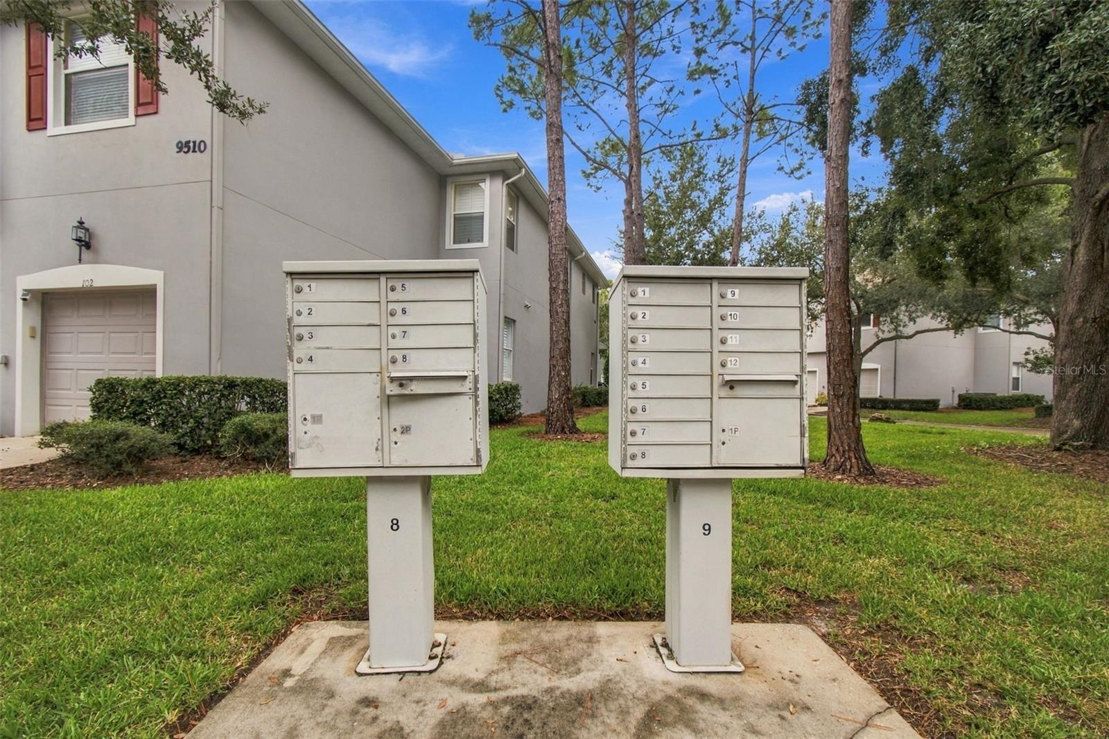 9420 GEORGIAN PARK LN #108