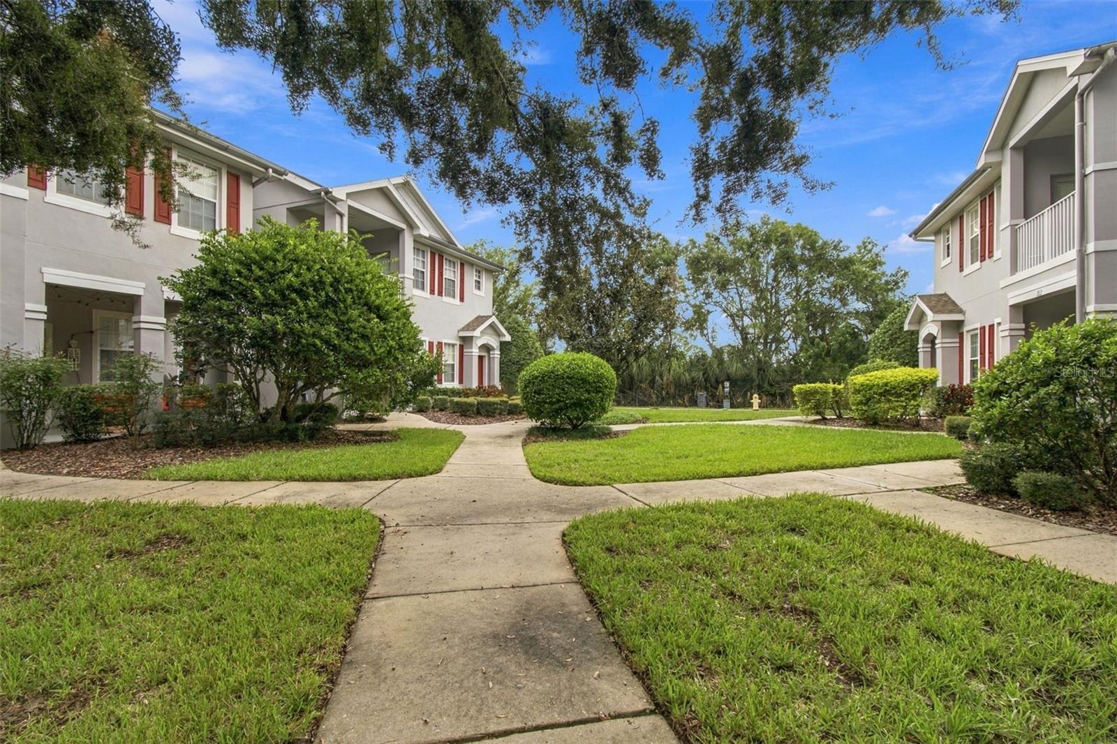 9420 GEORGIAN PARK LN #108