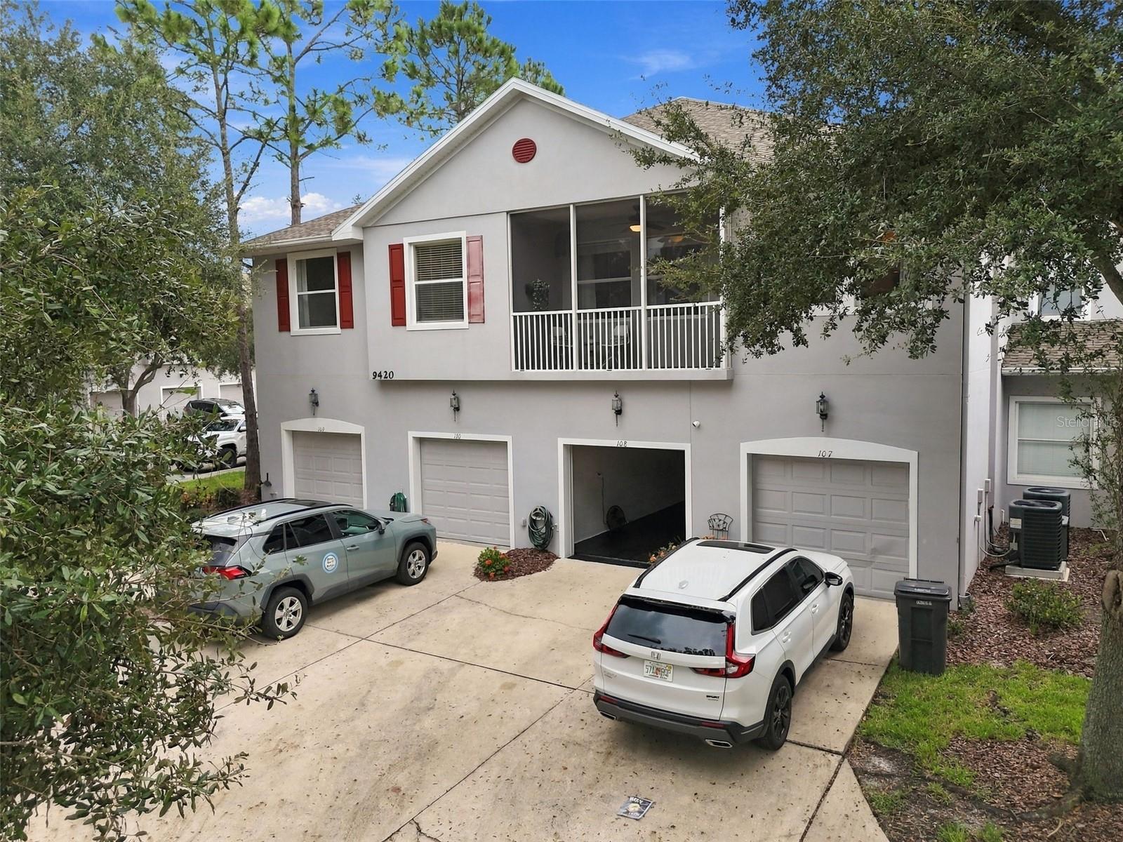 9420 GEORGIAN PARK LN #108
