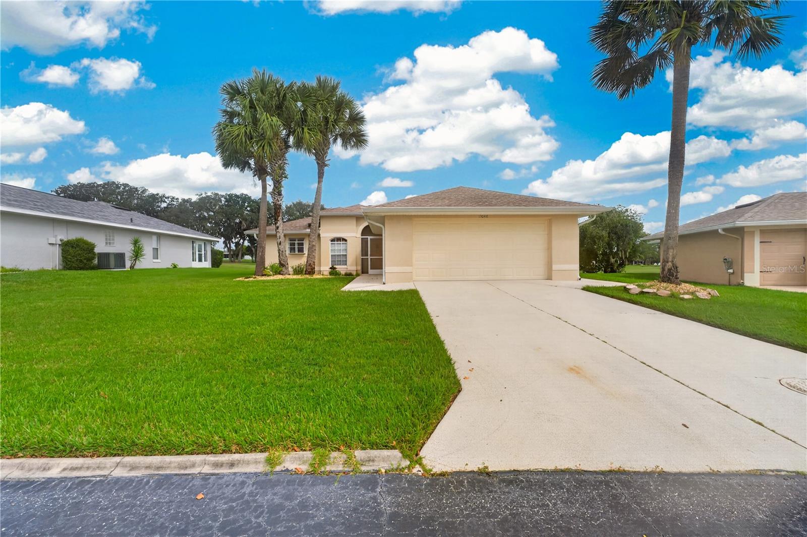 11048 MOSHIE LN