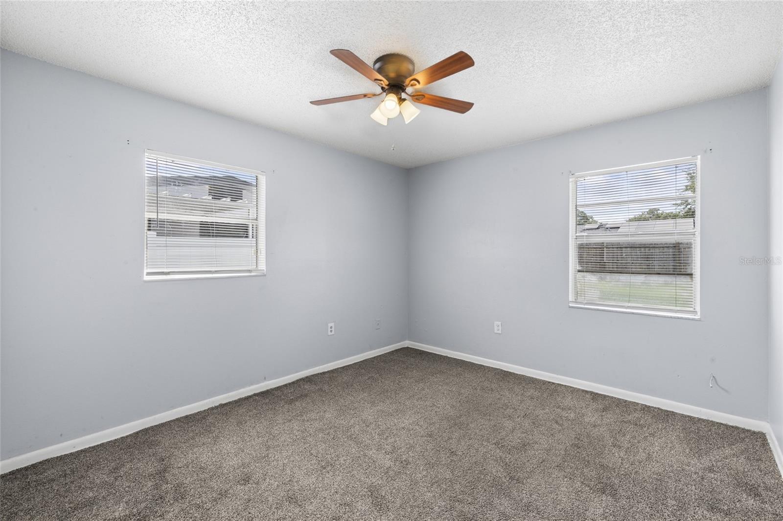 3505 LIBBY LOOP