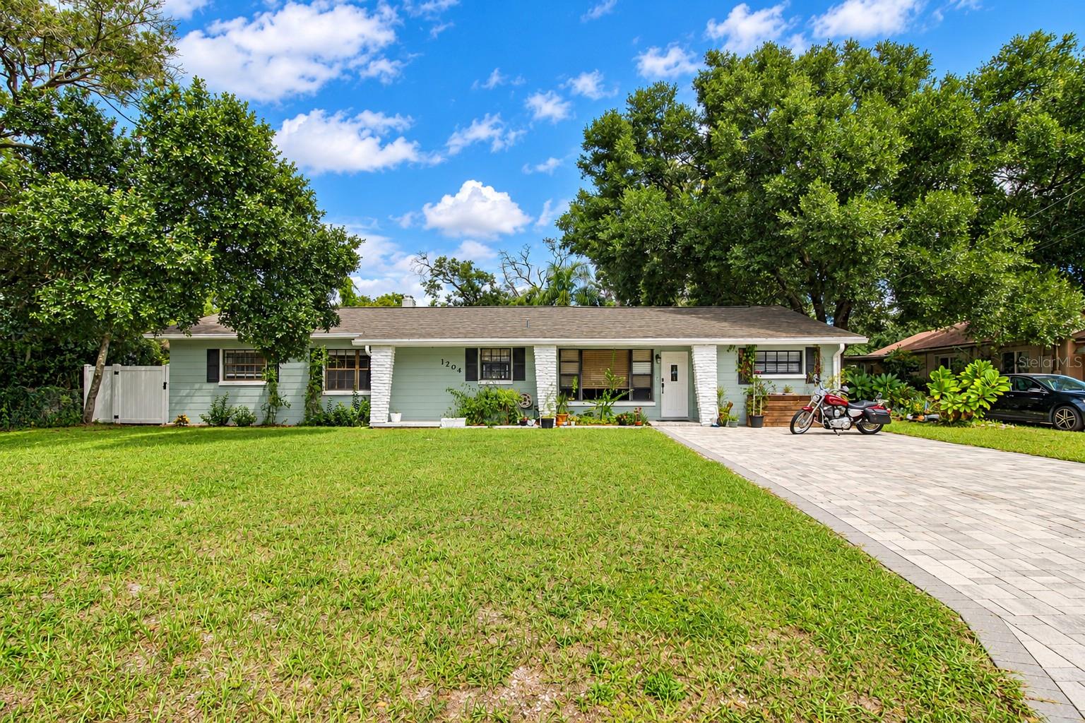 1204 E North St, Tampa