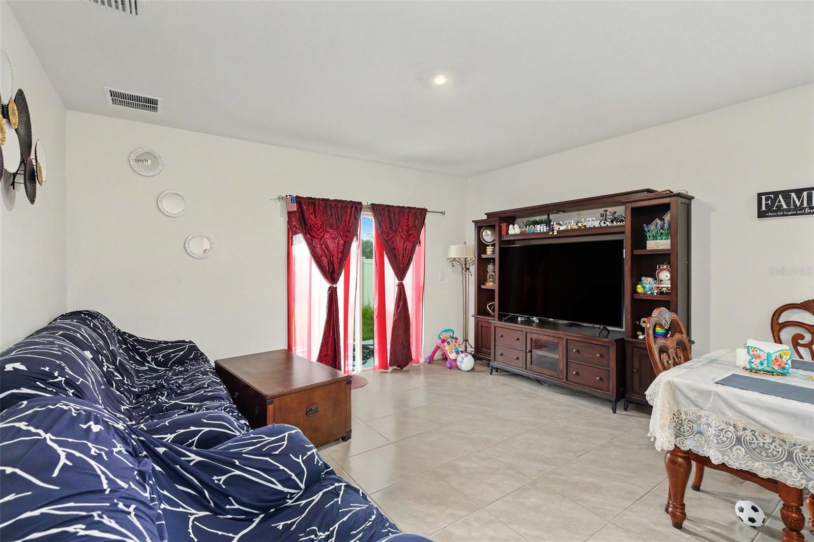 1656 HAZY SEA DR