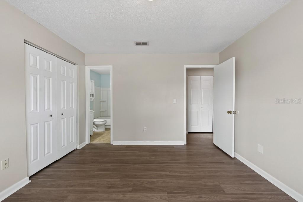 1219 MOHRLAKE DR