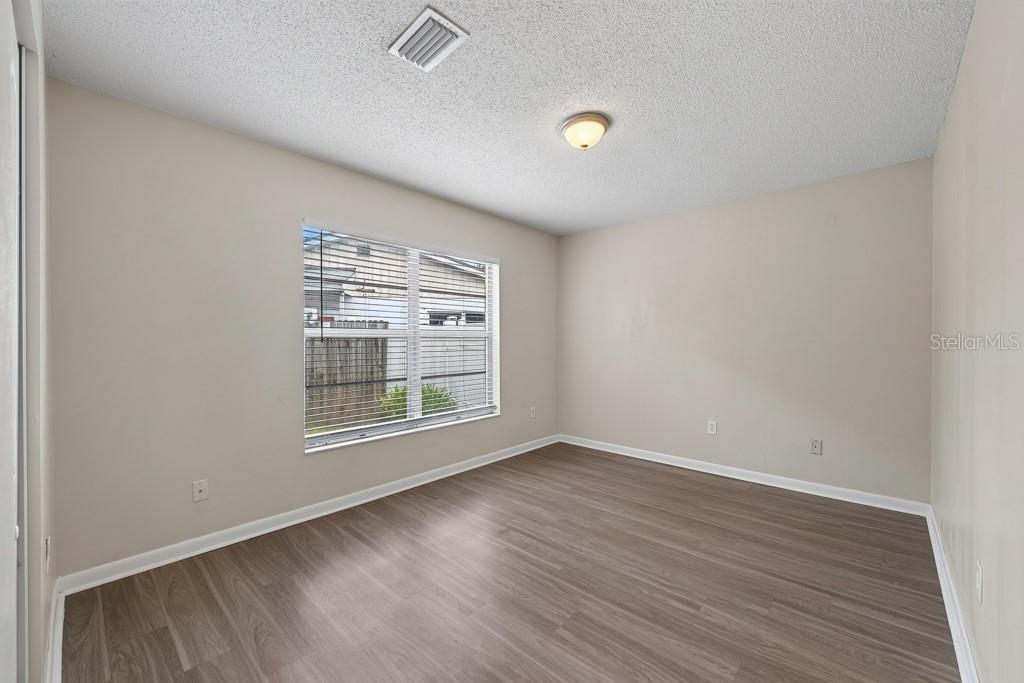 1219 MOHRLAKE DR