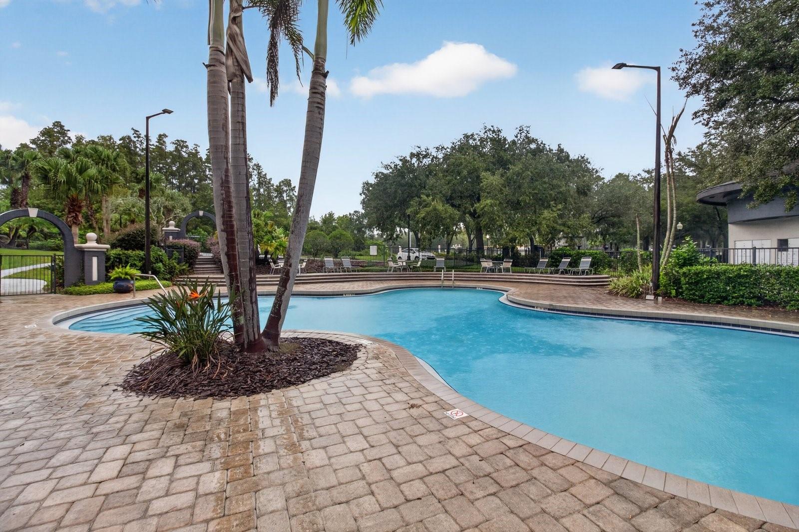 8513 ISLAND BREEZE LN #207