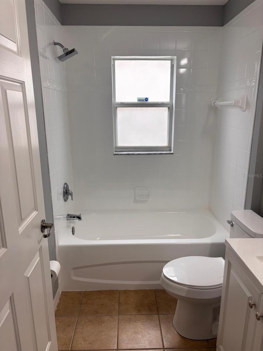 7834 CARRIAGE POINTE DR