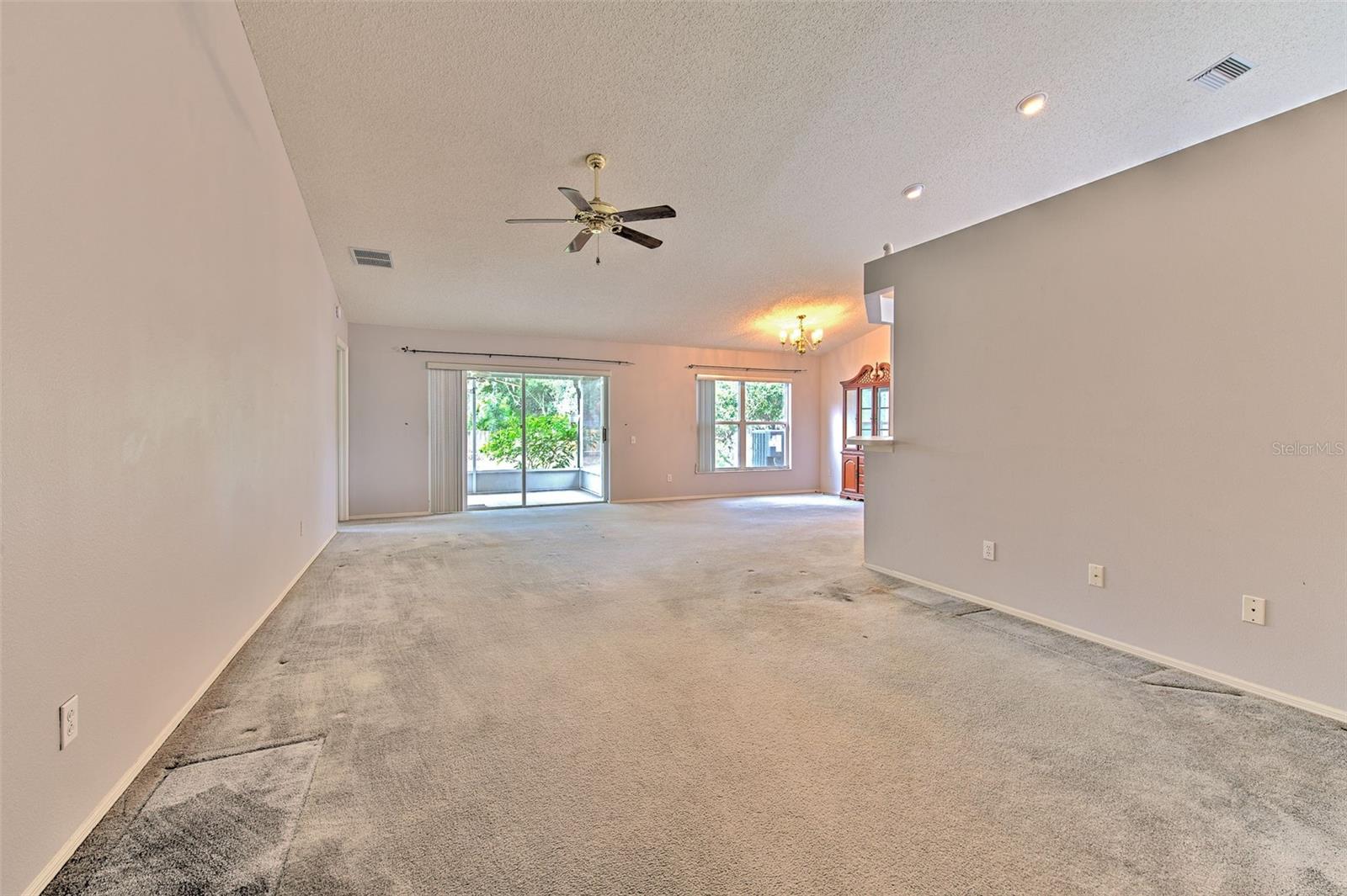 235 LAKEWAY LN