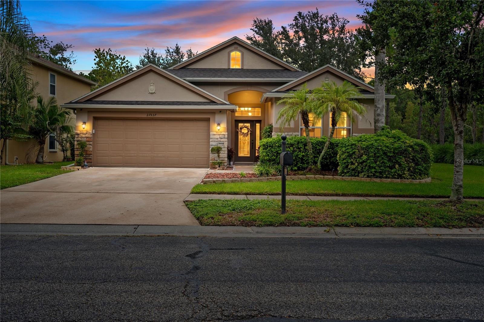 27537 Edenfield Dr, Wesley Chapel