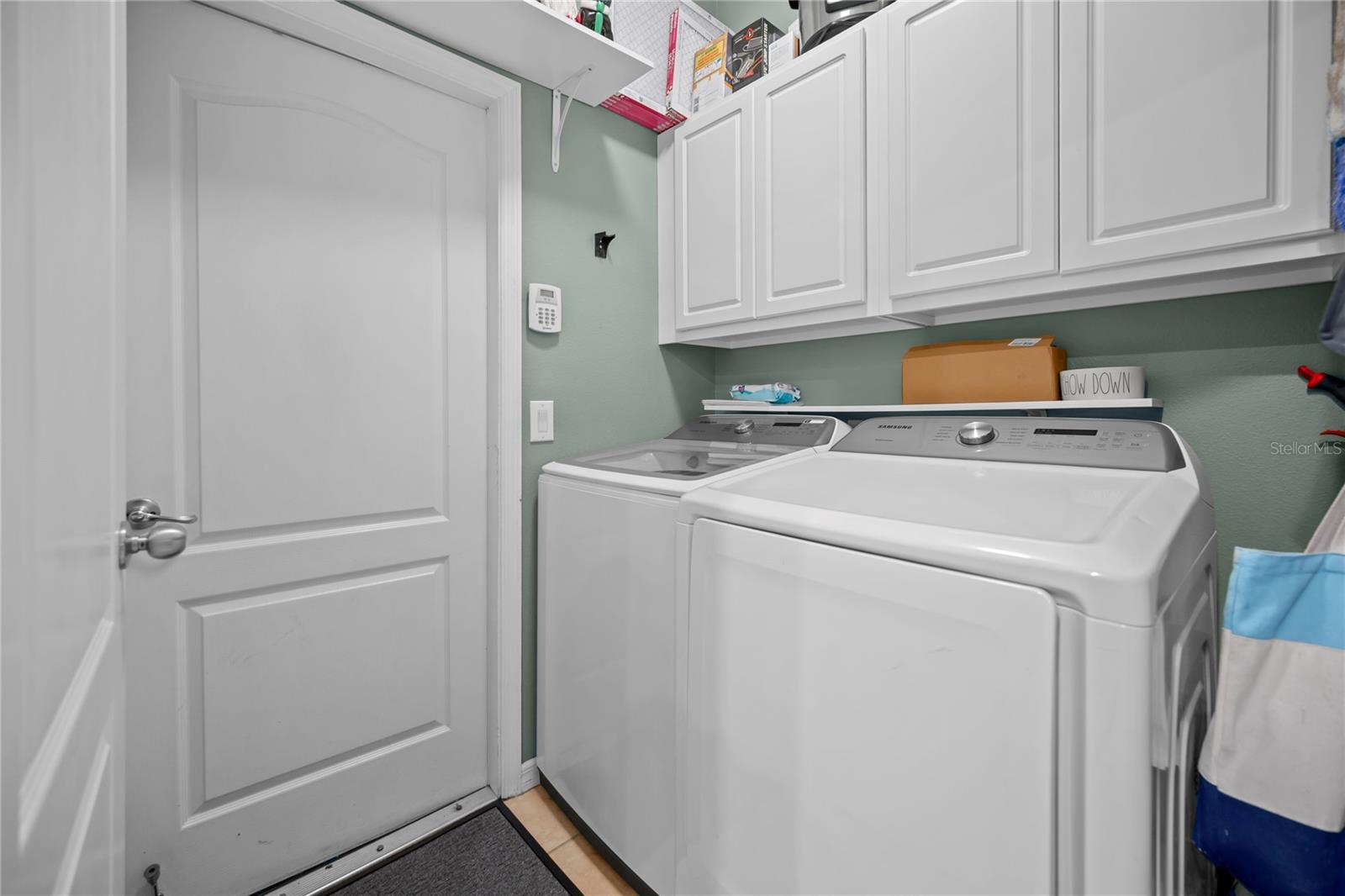 27537 EDENFIELD DR