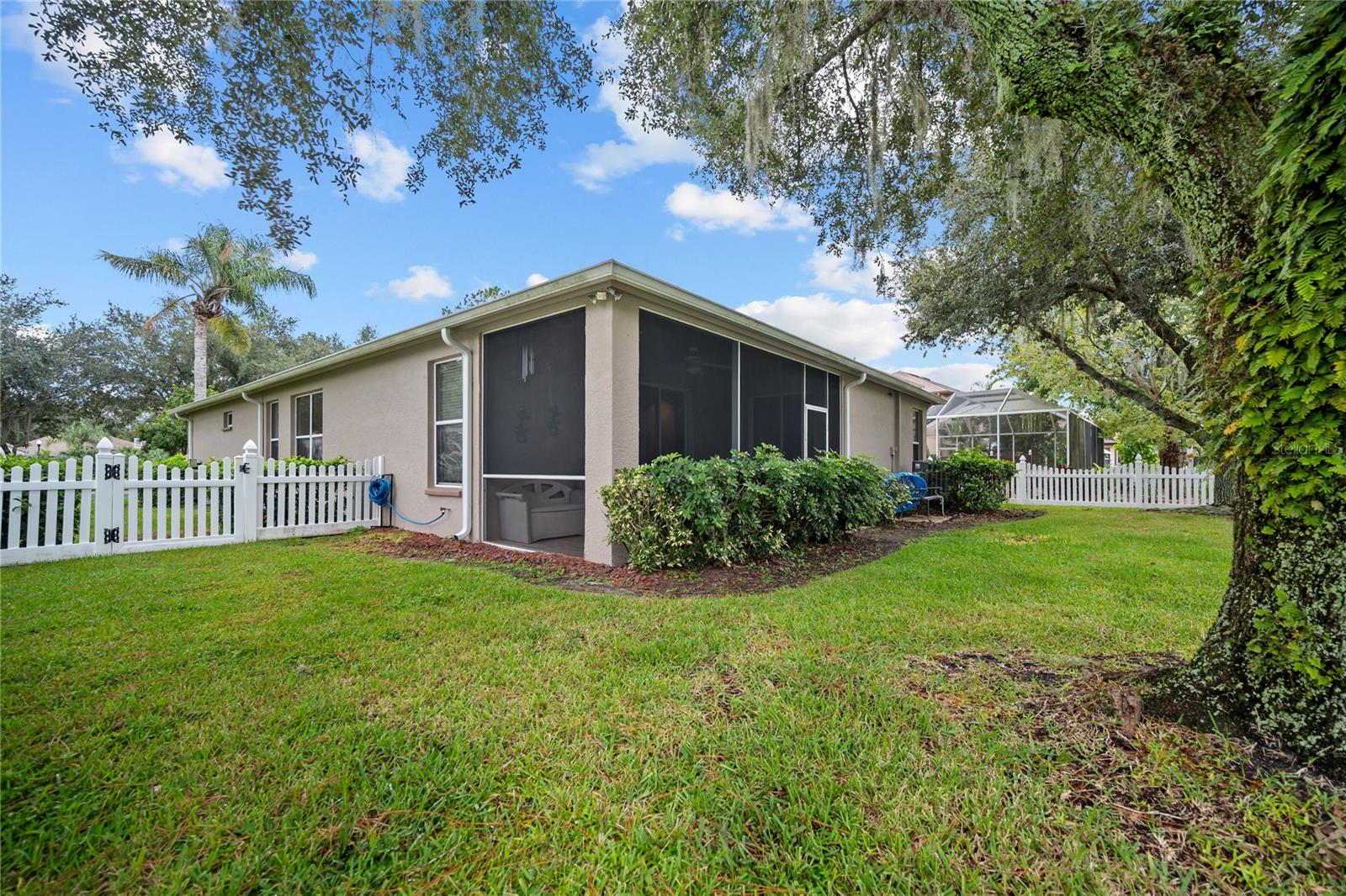 27537 EDENFIELD DR