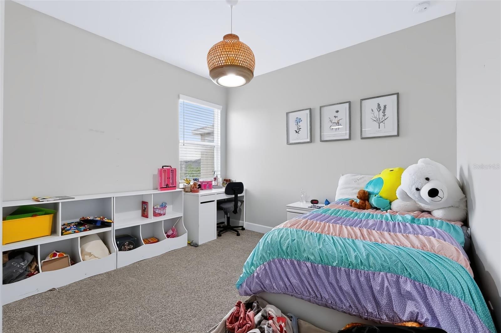 6118 VOYAGERS PL
