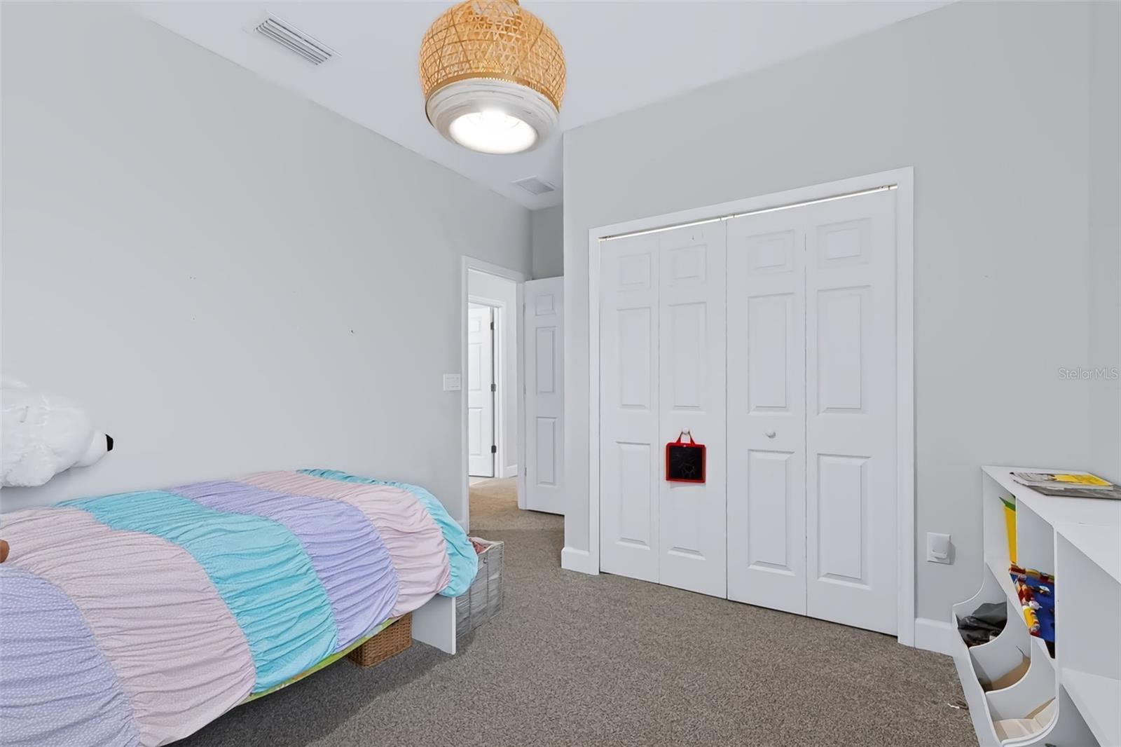 6118 VOYAGERS PL