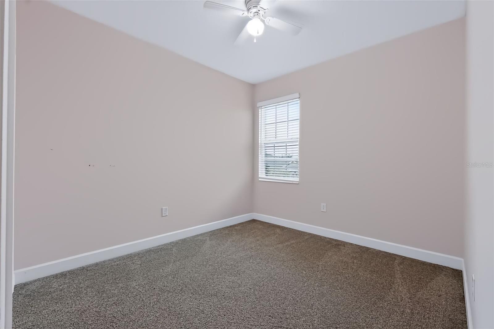 6118 VOYAGERS PL