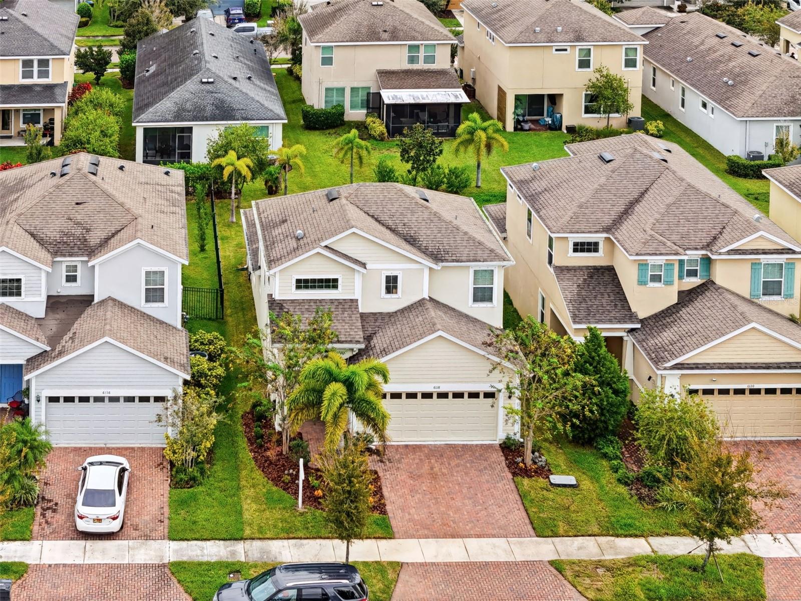 6118 VOYAGERS PL