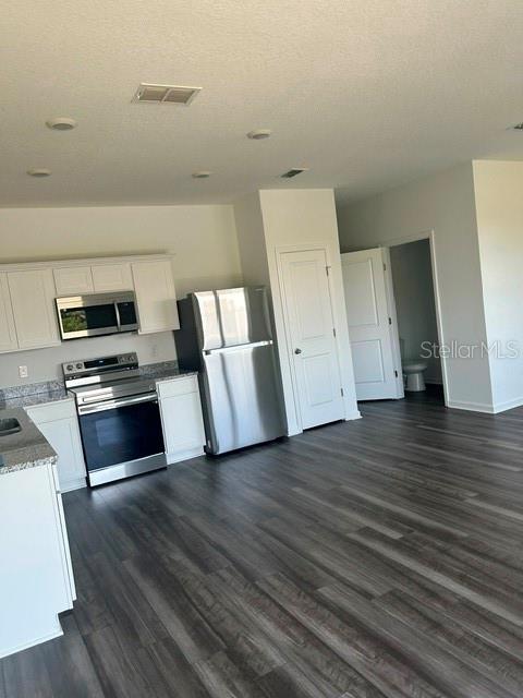 6288 BUCKET CT