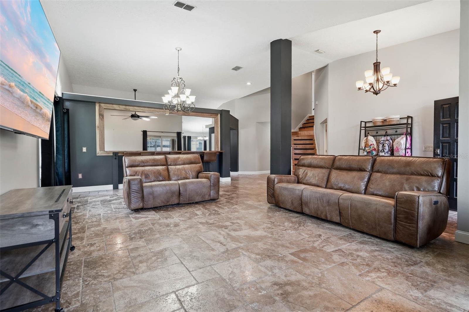2715 MOCK ORANGE CT