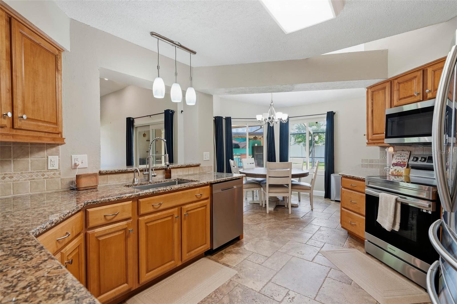2715 MOCK ORANGE CT